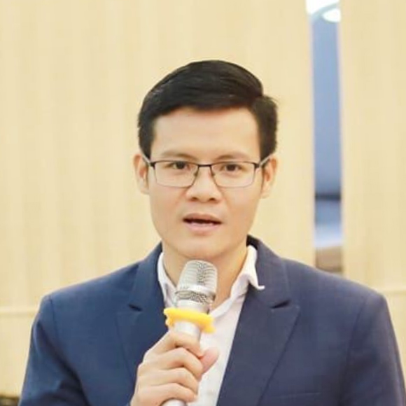 Chuyên gia Nguyễn Văn Đỉnh